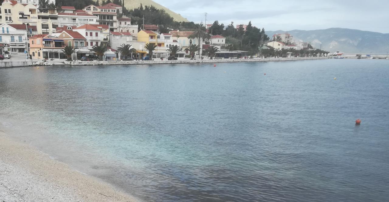 Διαμερίσματα Κωνσταντίνος Αγία Ευφημία Εξωτερικό φωτογραφία